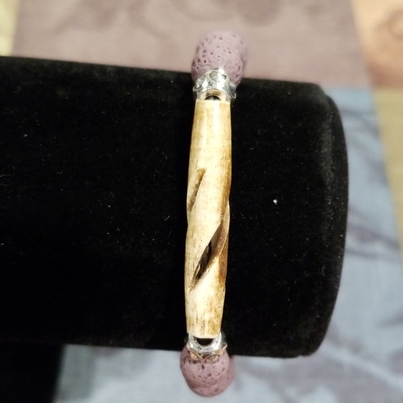 !!!!!sold¡!!!!. Lava stone bracelet - Picture 2 of 2